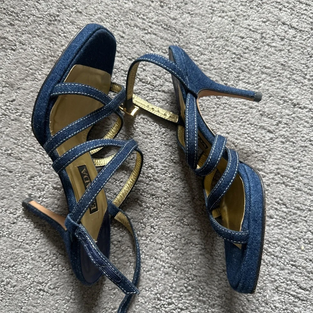 Escada Denim & Gold Whipstitch Strappy High Heel Sandals Size 7.5B - Picture 2 of 5